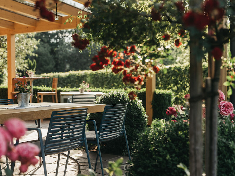 Bild garten_terasse_c_biohotel-rupertus-leogang_fotoheldentheater-21.800x600.jpg